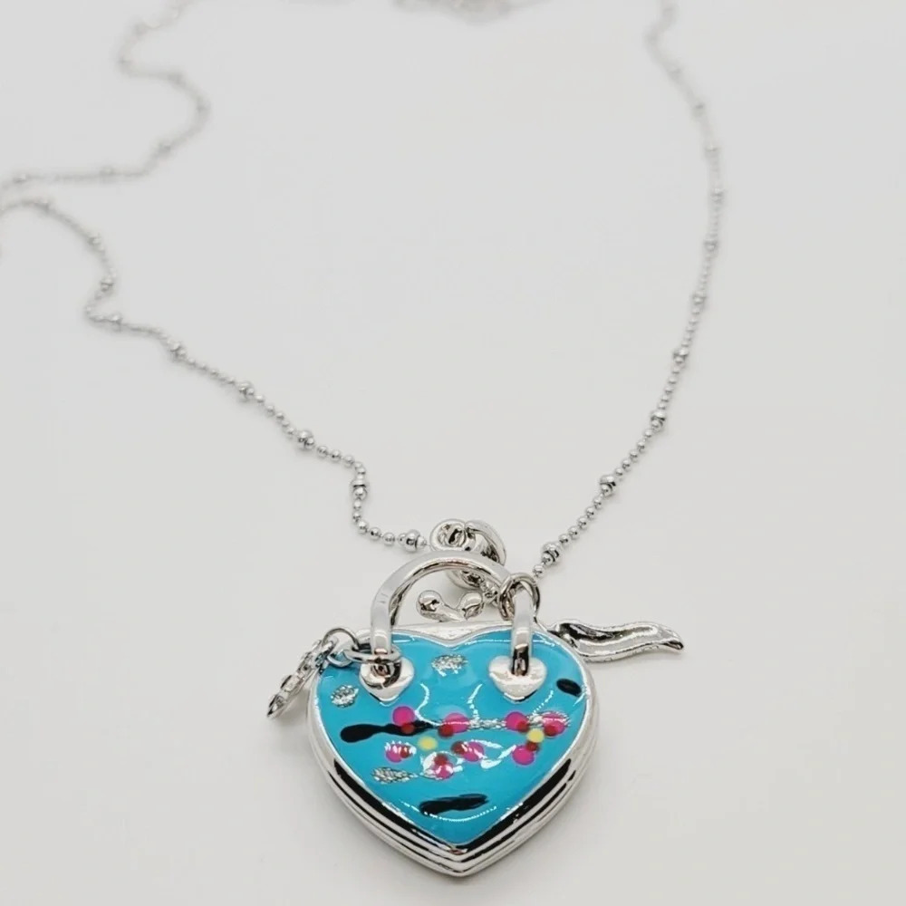 NWOT Heart Purse Shape Pendant Silver Rhodium Necklace